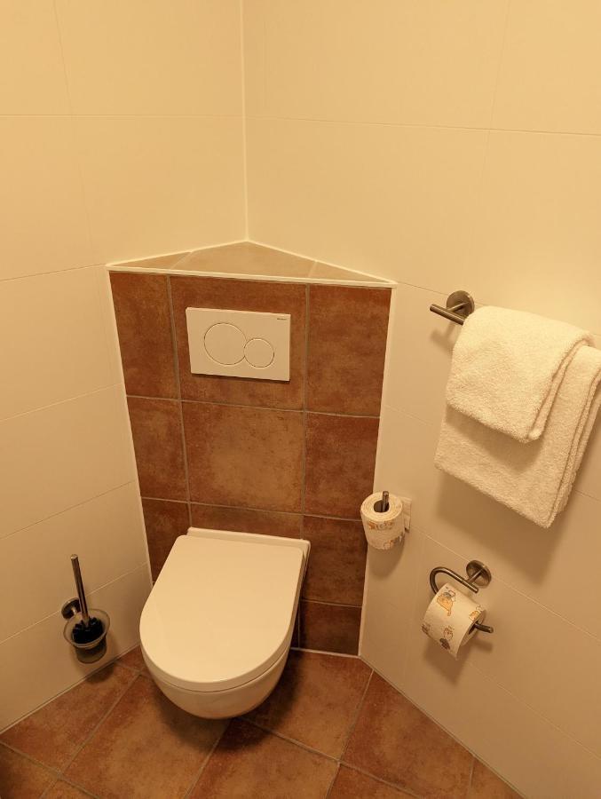 Paga - Parkgaststaette Hotel Ehrenburg Ngoại thất bức ảnh
